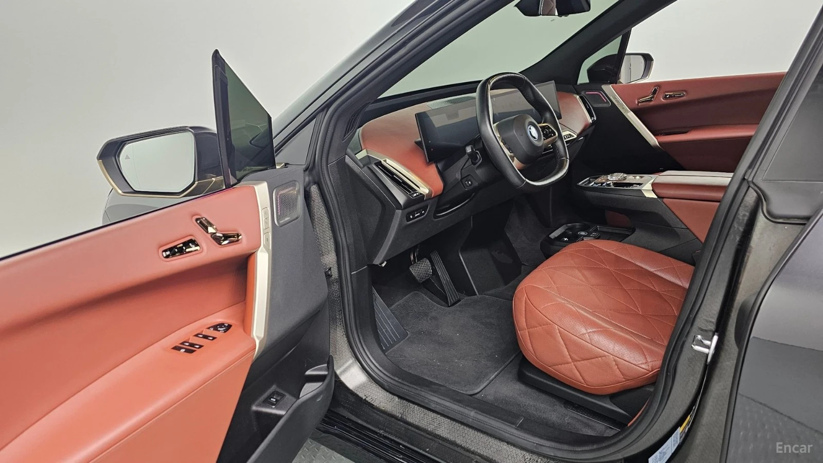 BMW iX xDRIVE40 FIRST EDITION| 326HP| PANO| HUD| 360| HK, снимка 10 - Автомобили и джипове - 56113965
