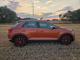 Обява за продажба на VW T-Roc 4Motion BlueMotion  ~45 480 лв. - изображение 1