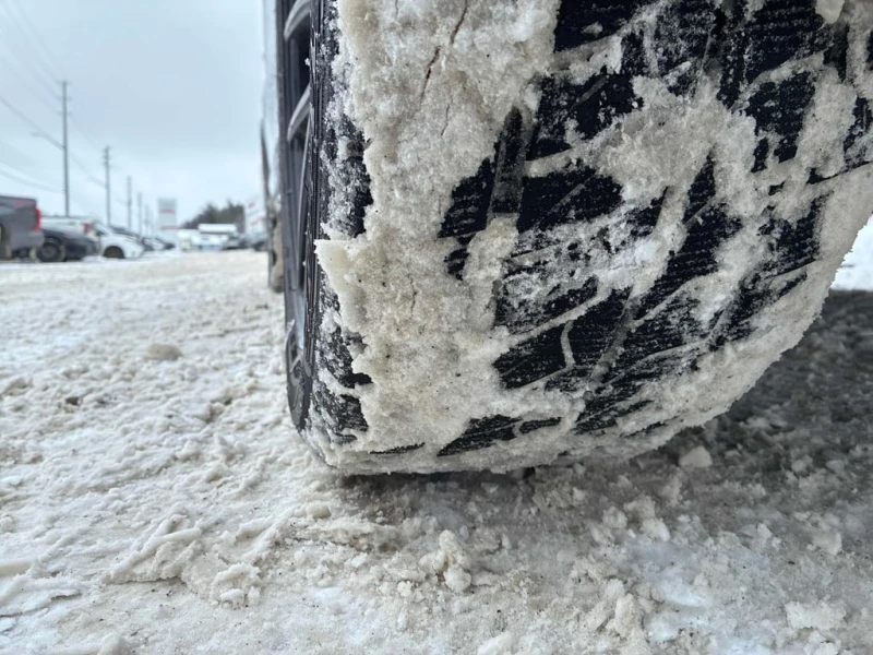 Volvo Xc90  T6 Momentum * CARFAX * NAVI* PANO* HEATED SEATS, снимка 15 - Автомобили и джипове - 53448191