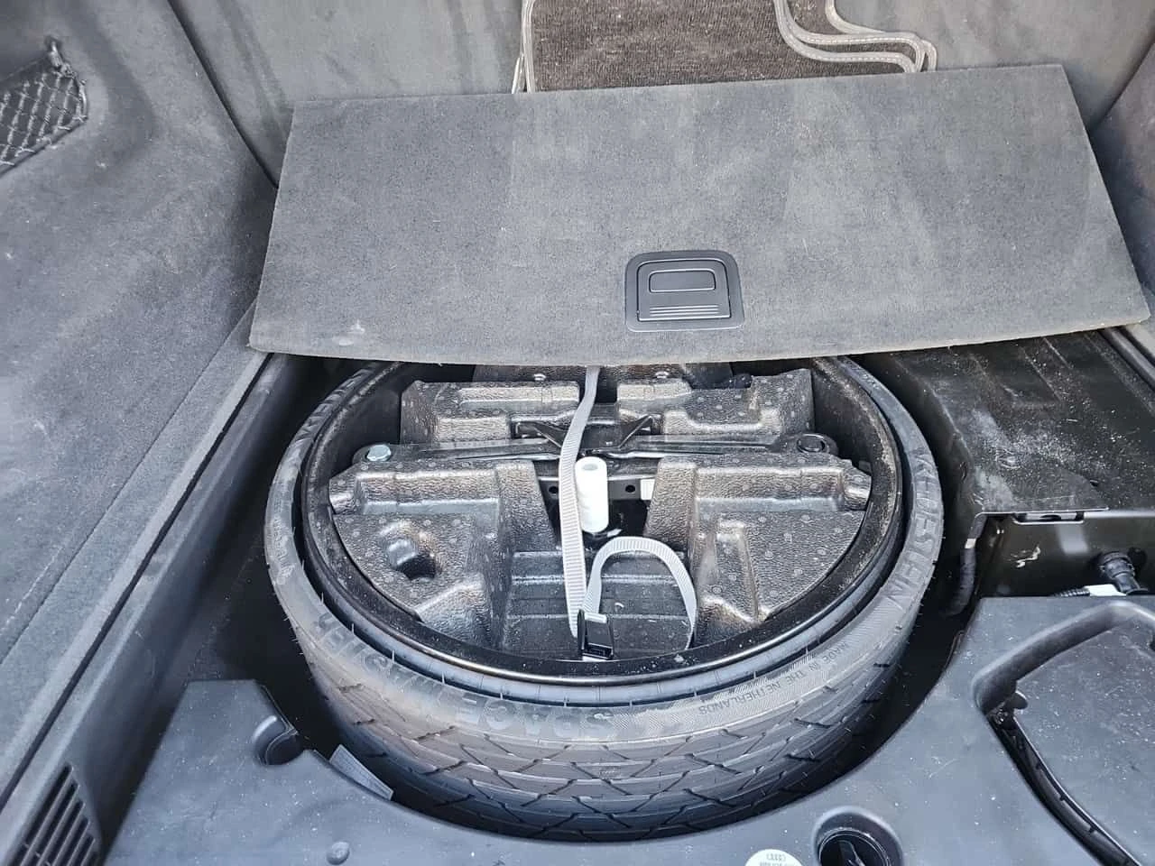 Audi Q8  PROGRESSIV /360/PANO/NAVI/��������� | Mobile.bg � ����������� 15