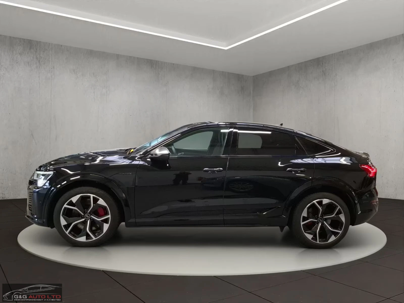 Audi SQ8 e-tron/503HP/SPORTBACK/HUD/360/MEMO/LED/973g, снимка 3 - Автомобили и джипове - 53959466