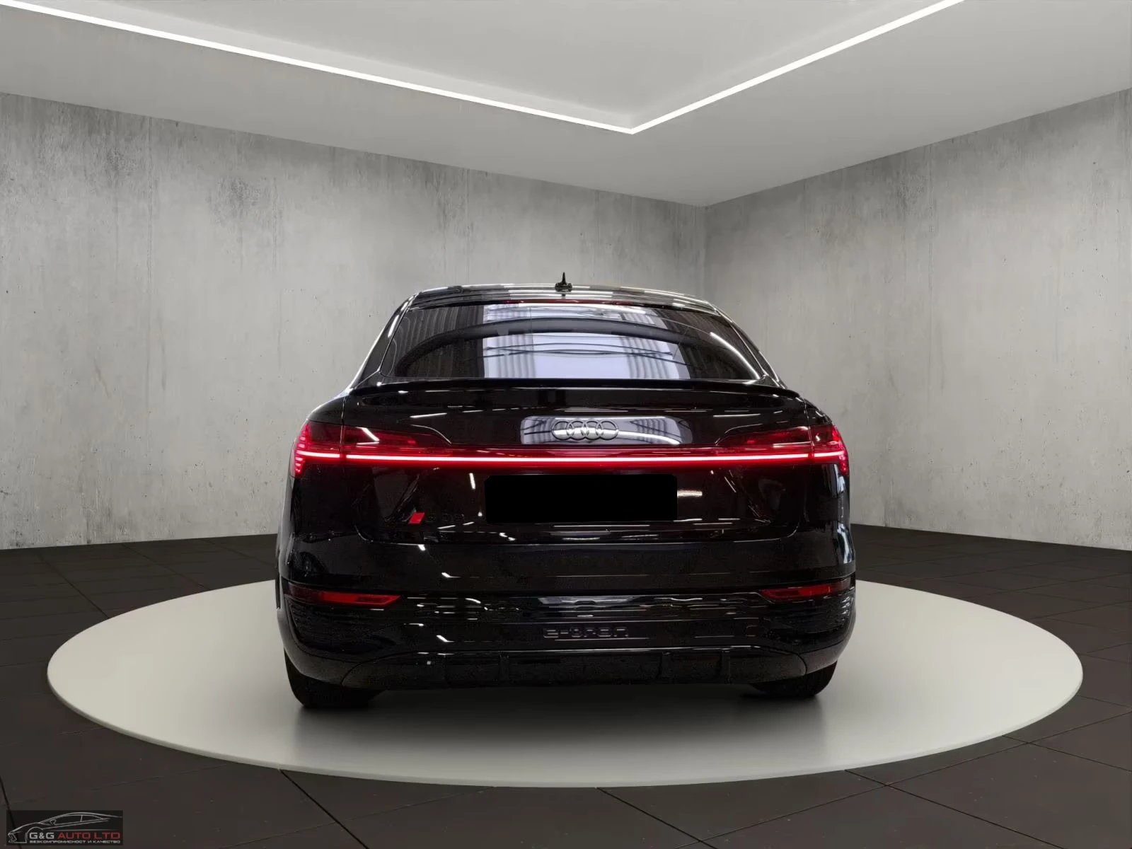 Audi SQ8 e-tron/503HP/SPORTBACK/HUD/360/MEMO/LED/973g, снимка 9 - Автомобили и джипове - 53959466