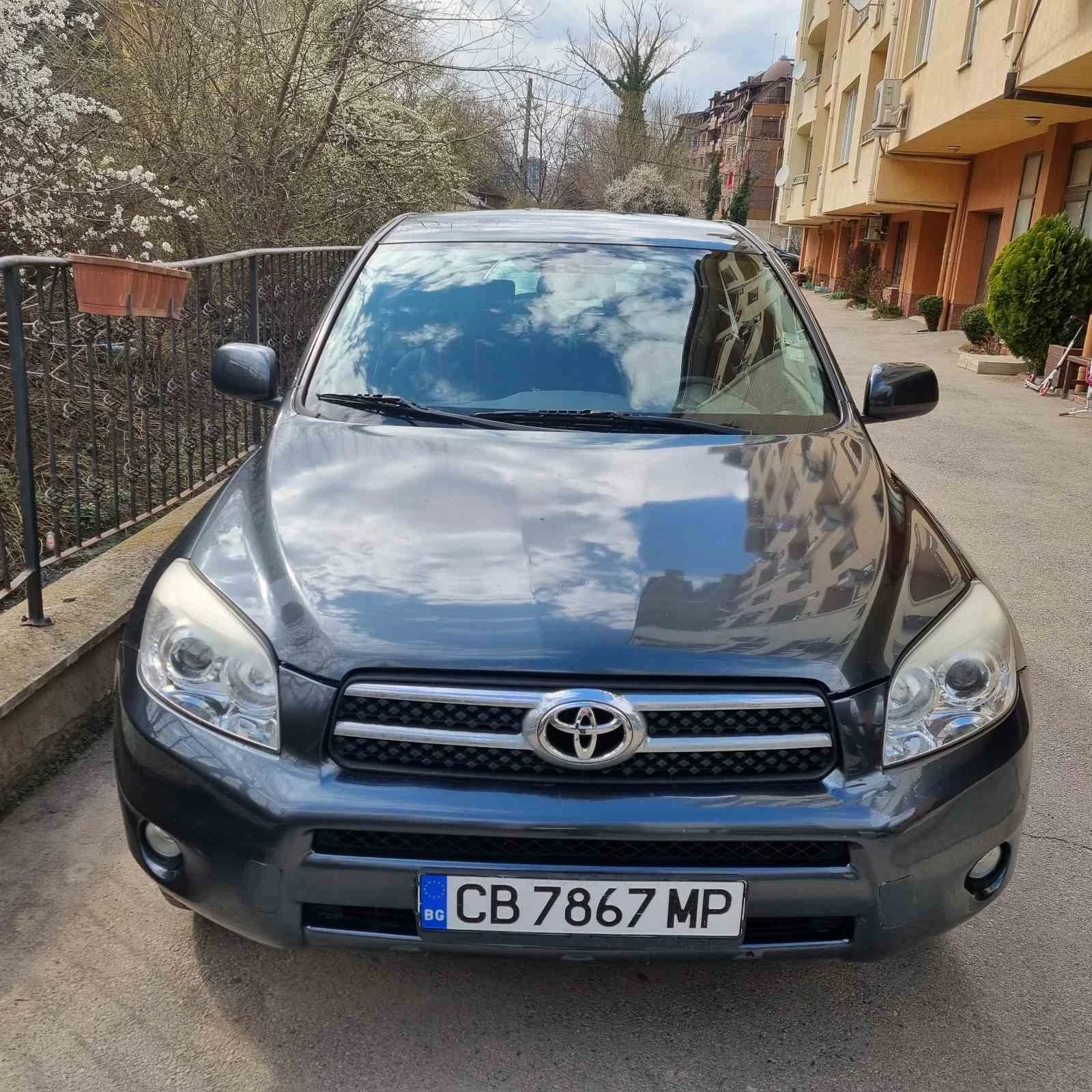 Toyota Rav4, снимка 5 - Автомобили и джипове - 54090637