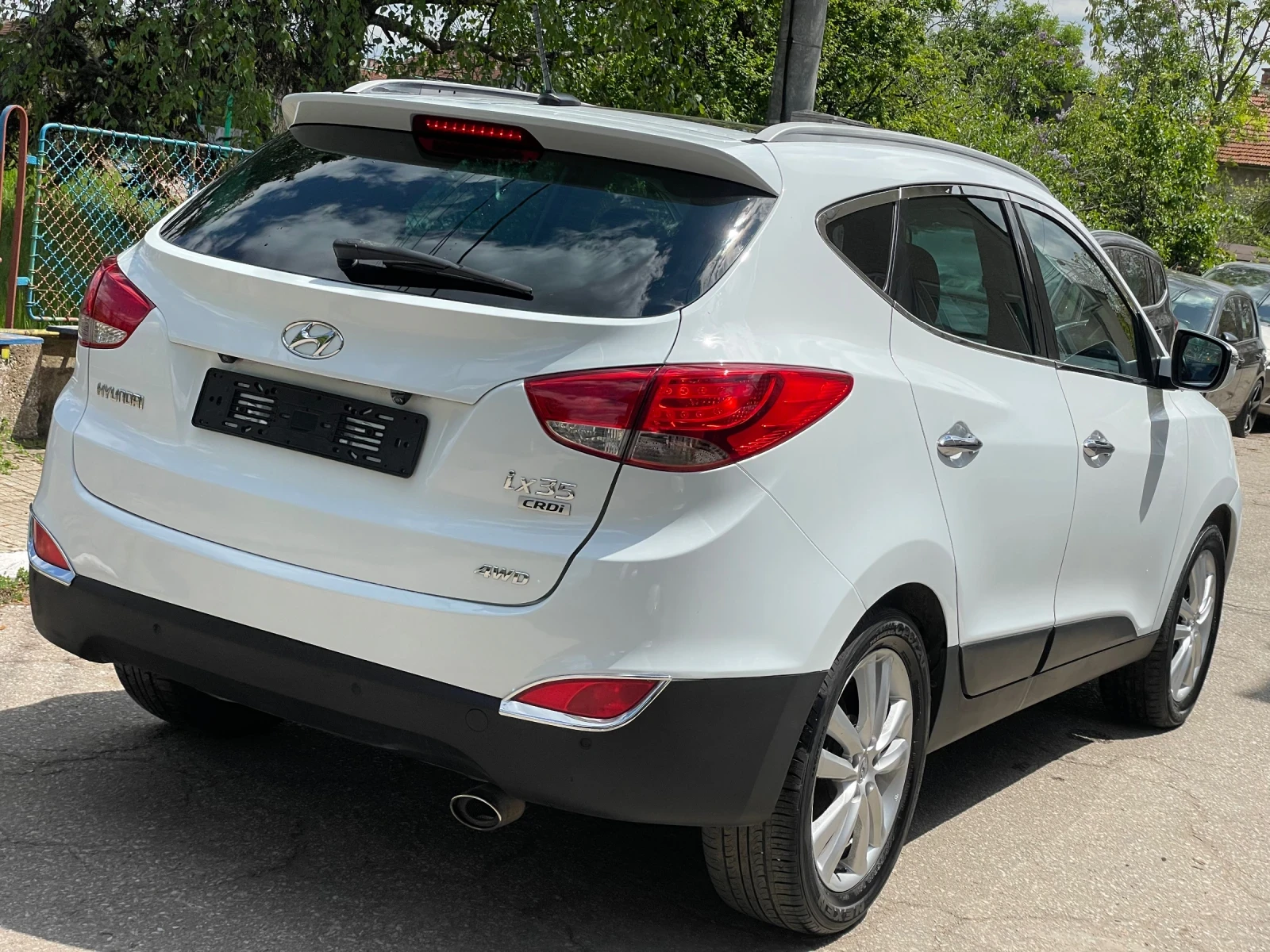 Hyundai IX35 2.0crdi* 4x4* navi* automat, снимка 4 - Автомобили и джипове - 54412234
