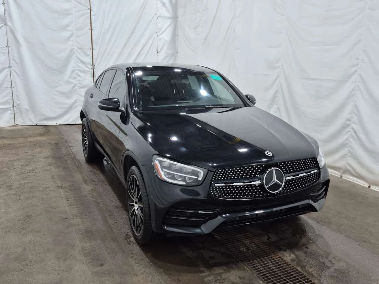Mercedes-Benz GLC 300 COUPE| PANO| MEMORY| 2 КЛЮЧА| , снимка 2 - Автомобили и джипове - 54518891