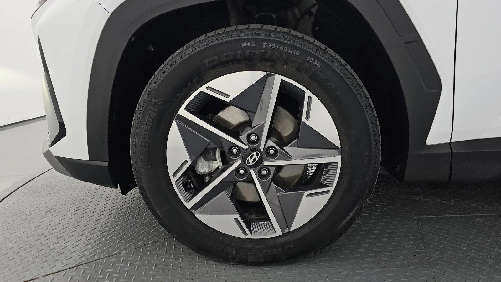 Hyundai Tucson 1.6* HYBRID* PREMIUM* ОБДУХВАНЕ* 360КАМЕРА* LANE* , снимка 5 - Автомобили и джипове - 54870019