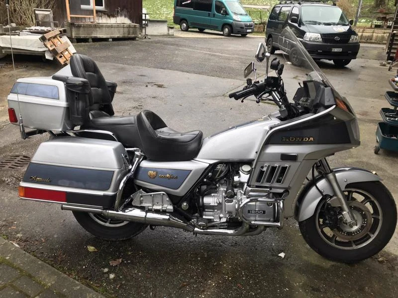 Honda Gold Wing Gl1200 - изображение 9