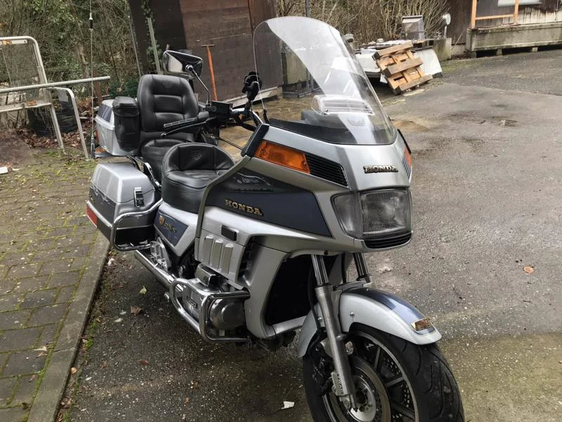 Honda Gold Wing Gl1200 - изображение 3