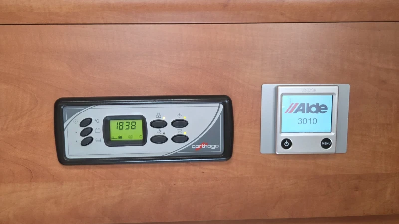 Кемпер Carthago CHIC I 47 3.0  160hp Климатик.Alde, снимка 14 - Каравани и кемпери - 53413101