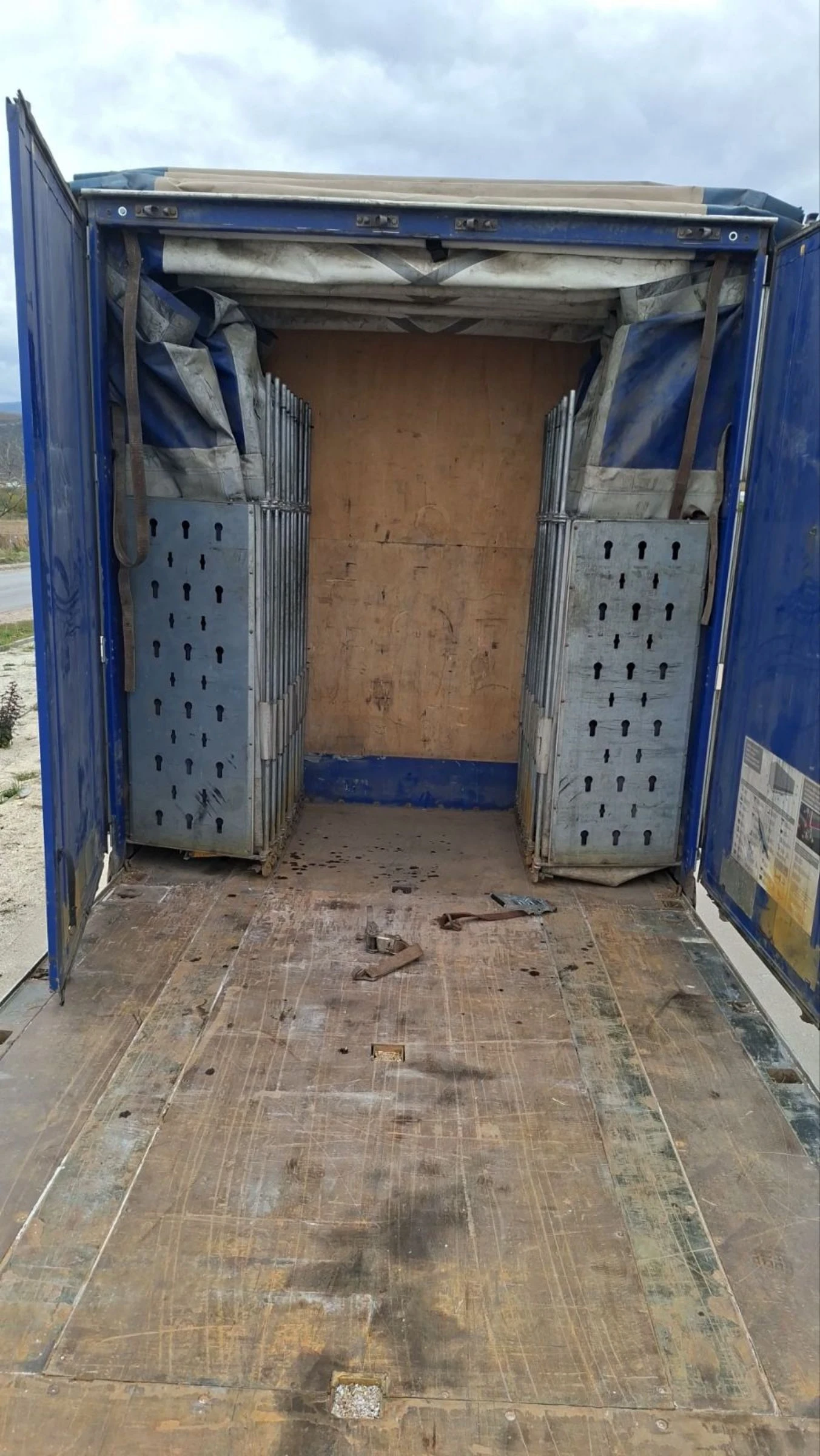  Krone | Mobile.bg   4