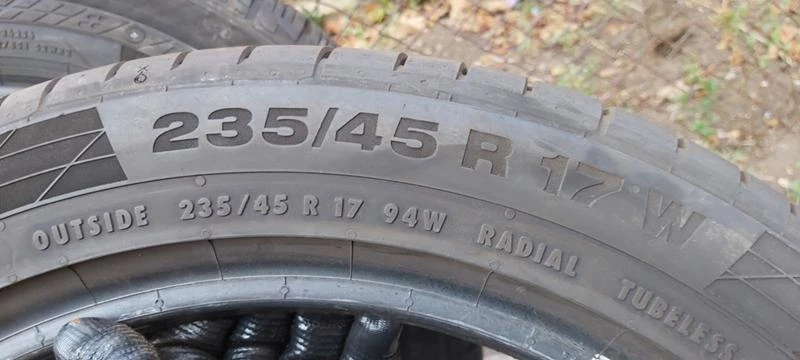 Гуми Летни 235/45R17, снимка 6 - Гуми и джанти - 30582663