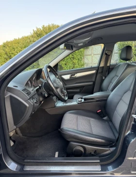 Mercedes-Benz C 220, снимка 4