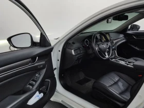 Honda Accord 2.0 Hybrid - САМО 30% АВАНС!, снимка 10
