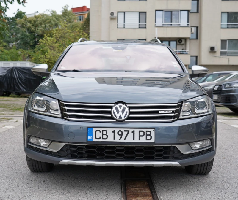 VW Passat Alltrack, снимка 1 - Автомобили и джипове - 47357152