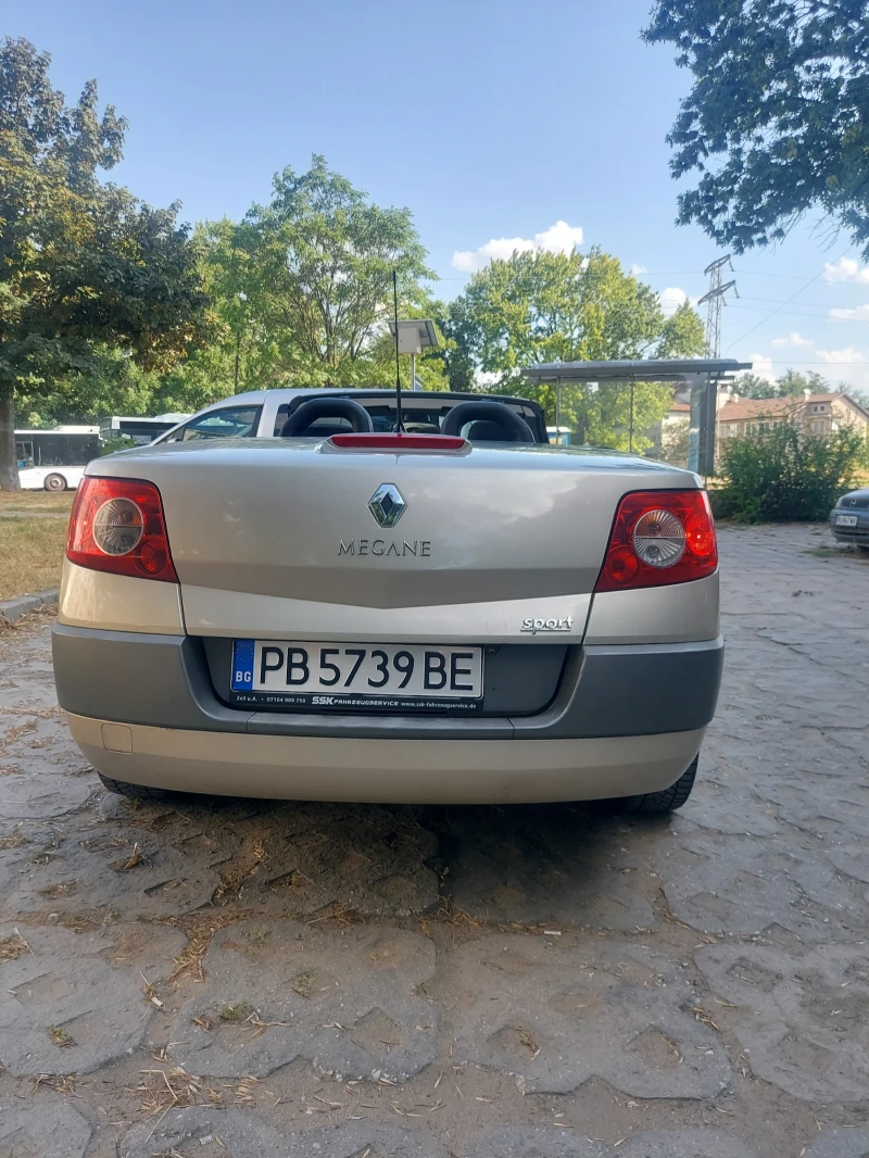 Renault Megane, снимка 14 - Автомобили и джипове - 47197961