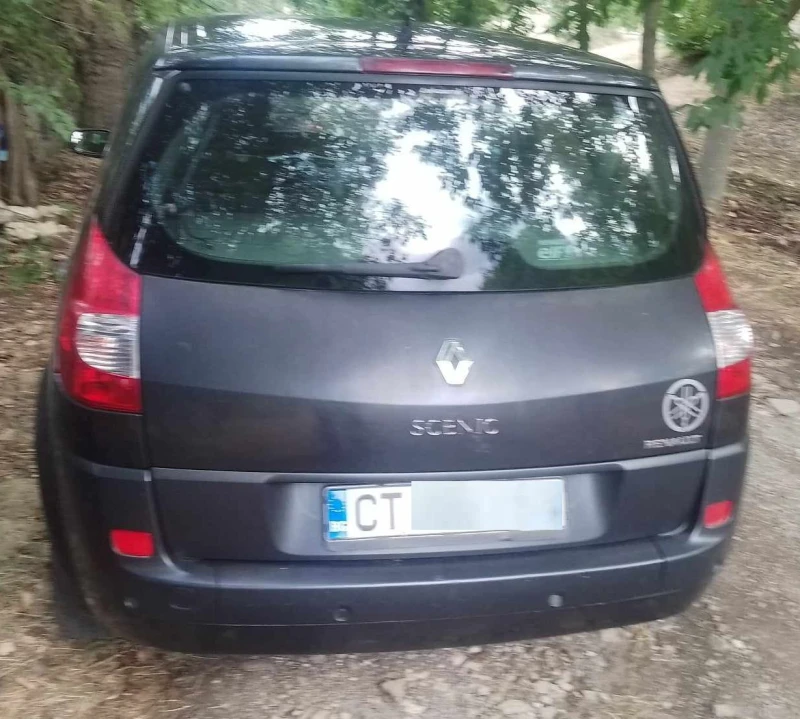 Renault Scenic, снимка 7 - Автомобили и джипове - 47724545