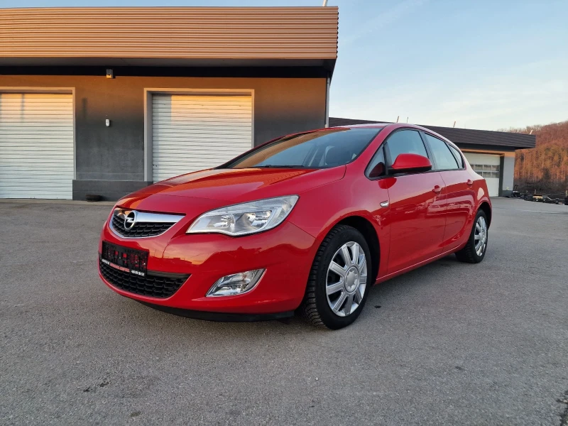 Opel Astra 1.3CDTI-10%, снимка 3 - Автомобили и джипове - 48561034