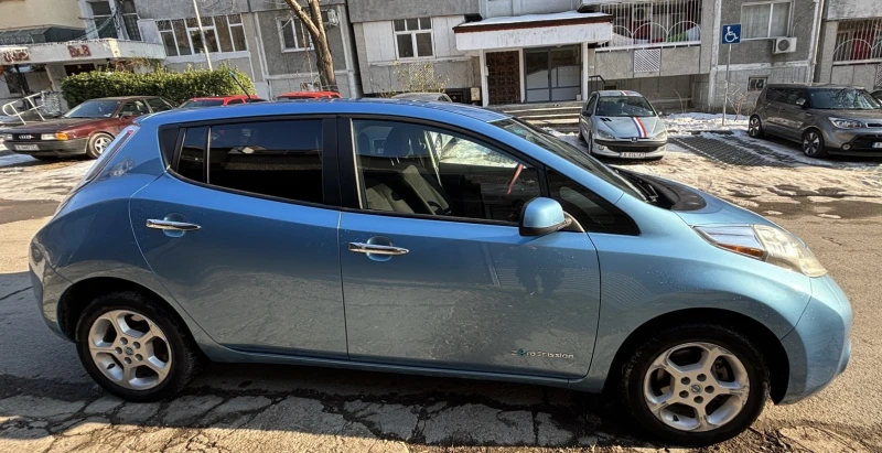 Nissan Leaf , снимка 8 - Автомобили и джипове - 49273572