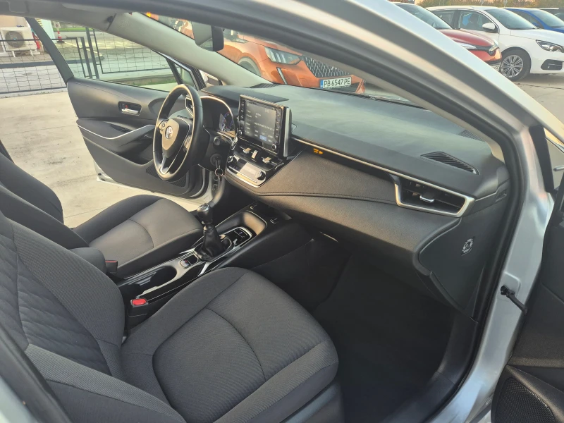 Toyota Corolla  EXECUTIVE= КАМЕРА 1.6 M/T, снимка 9 - Автомобили и джипове - 52257352