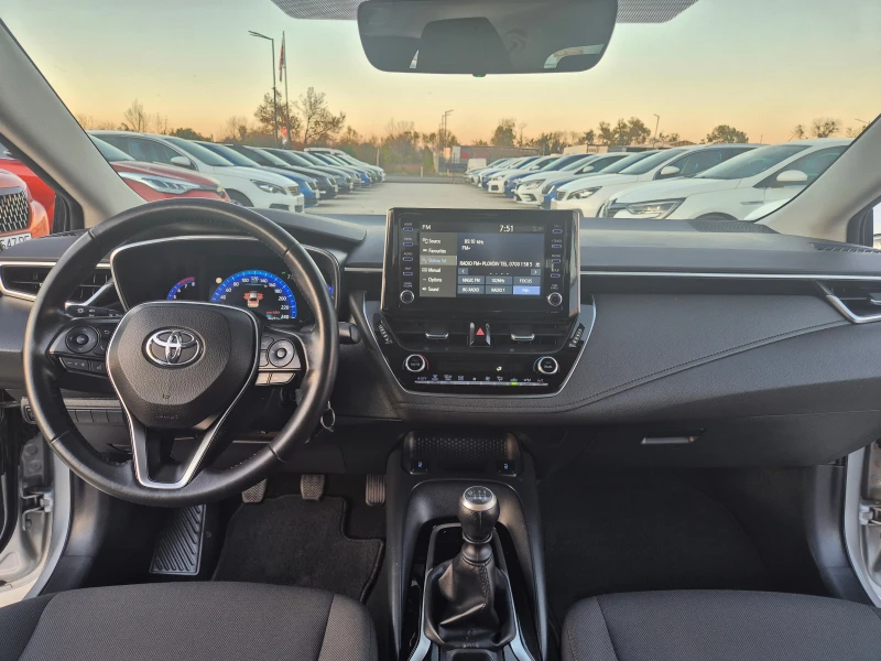 Toyota Corolla  EXECUTIVE= КАМЕРА 1.6 M/T, снимка 15 - Автомобили и джипове - 52257352