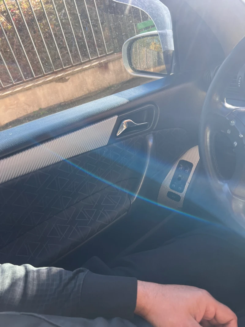 Mercedes-Benz C 180 1.8 kompresor, снимка 15 - Автомобили и джипове - 52492840