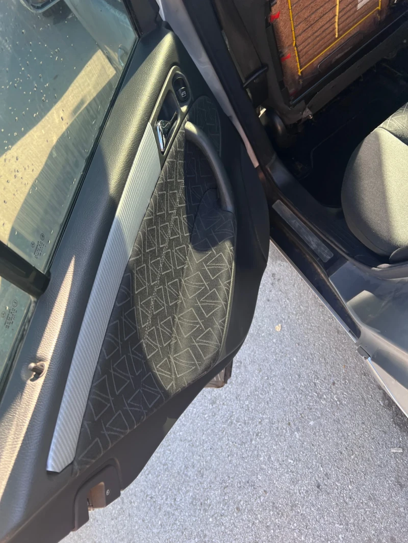 Mercedes-Benz C 180 1.8 kompresor, снимка 10 - Автомобили и джипове - 52492840