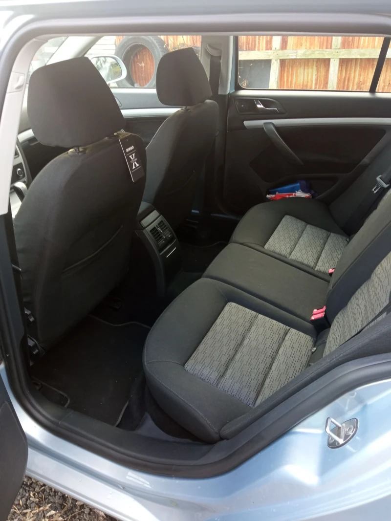 Skoda Octavia 1.8TSI, снимка 6 - Автомобили и джипове - 52672152