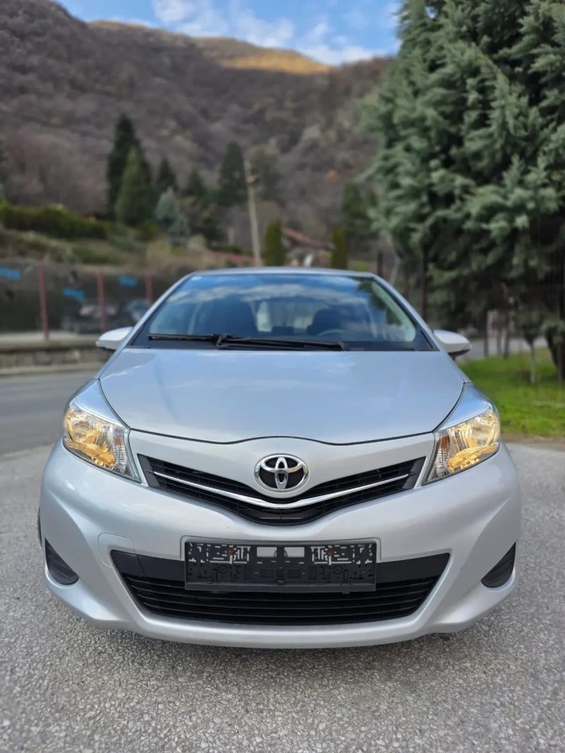 Toyota Yaris 1.4 D-4D НАВИ/КАМЕРА/90кс/6ск/EU5, снимка 2 - Автомобили и джипове - 53131040