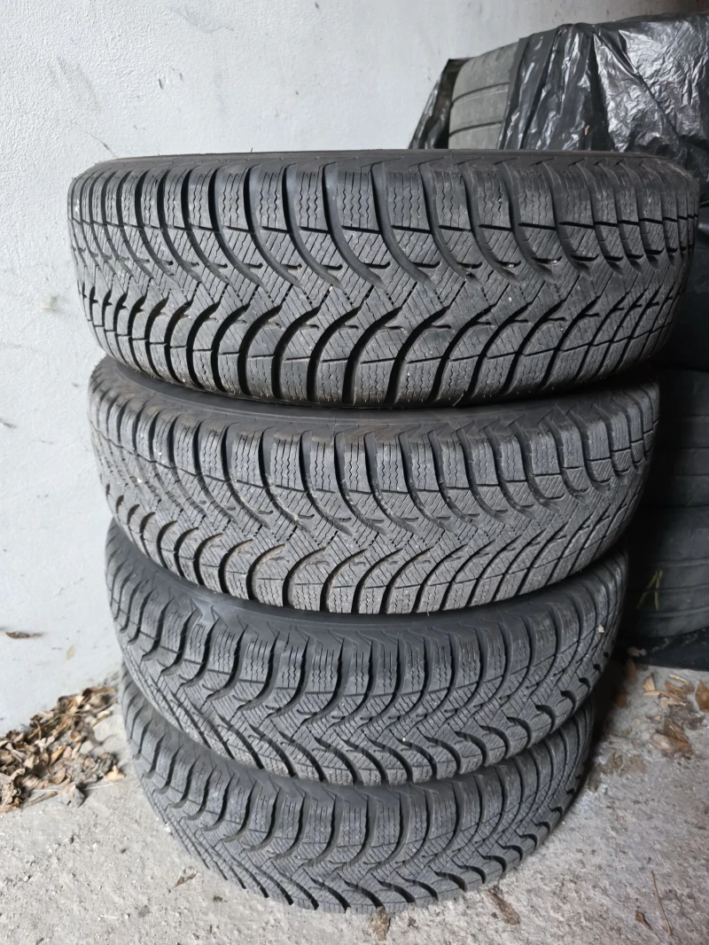 Toyota Yaris 1.4 D-4D НАВИ/КАМЕРА/90кс/6ск/EU5, снимка 17 - Автомобили и джипове - 53131040