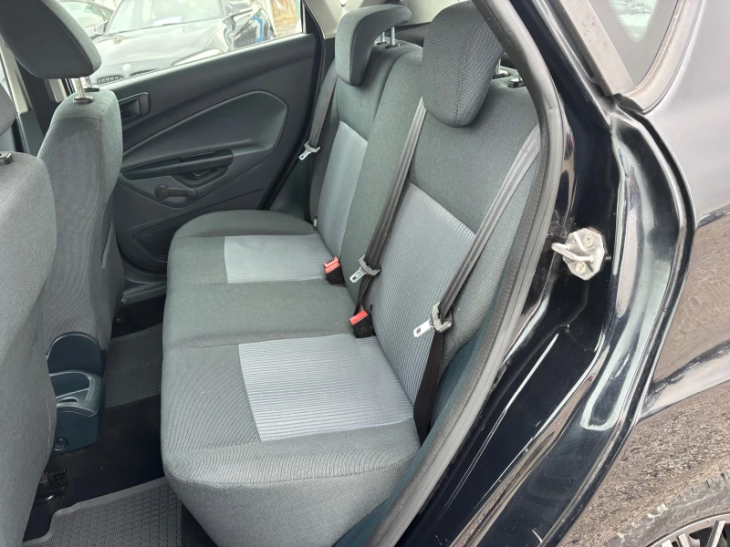 Ford Fiesta 1.4-70кс, снимка 9 - Автомобили и джипове - 53380992