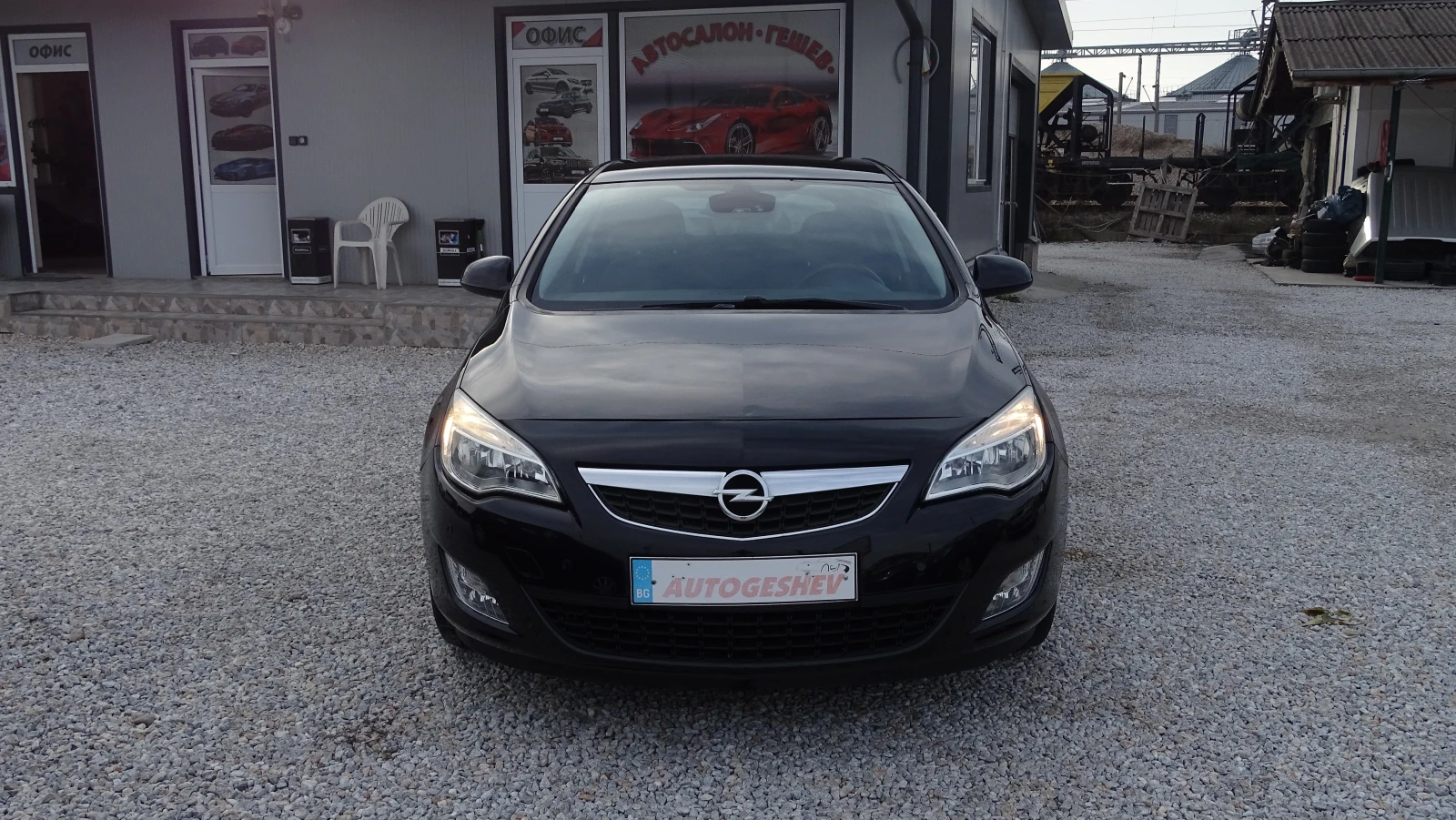 Opel Astra 1.4 i - [1] 