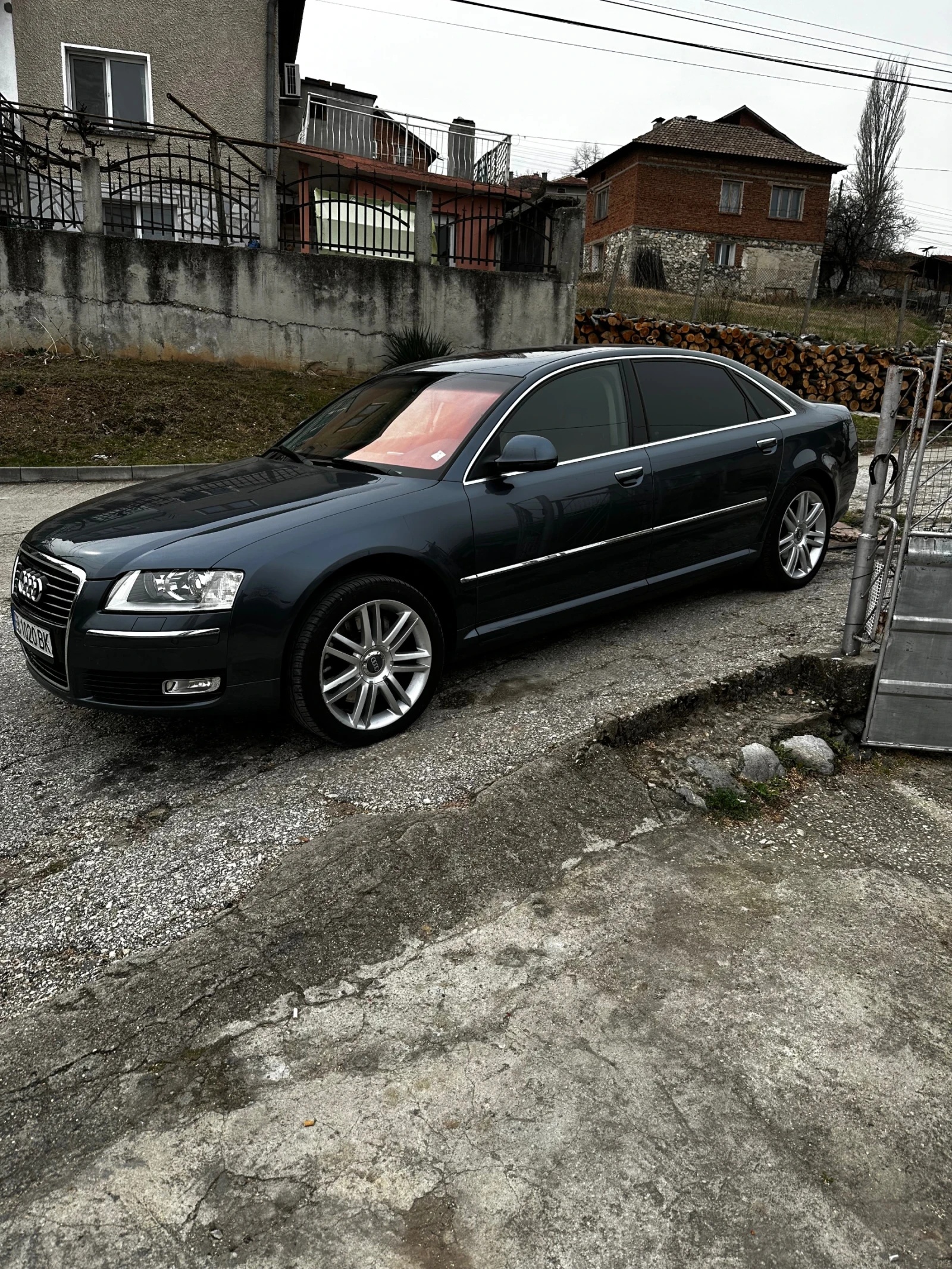 Audi A8  - изображение 2