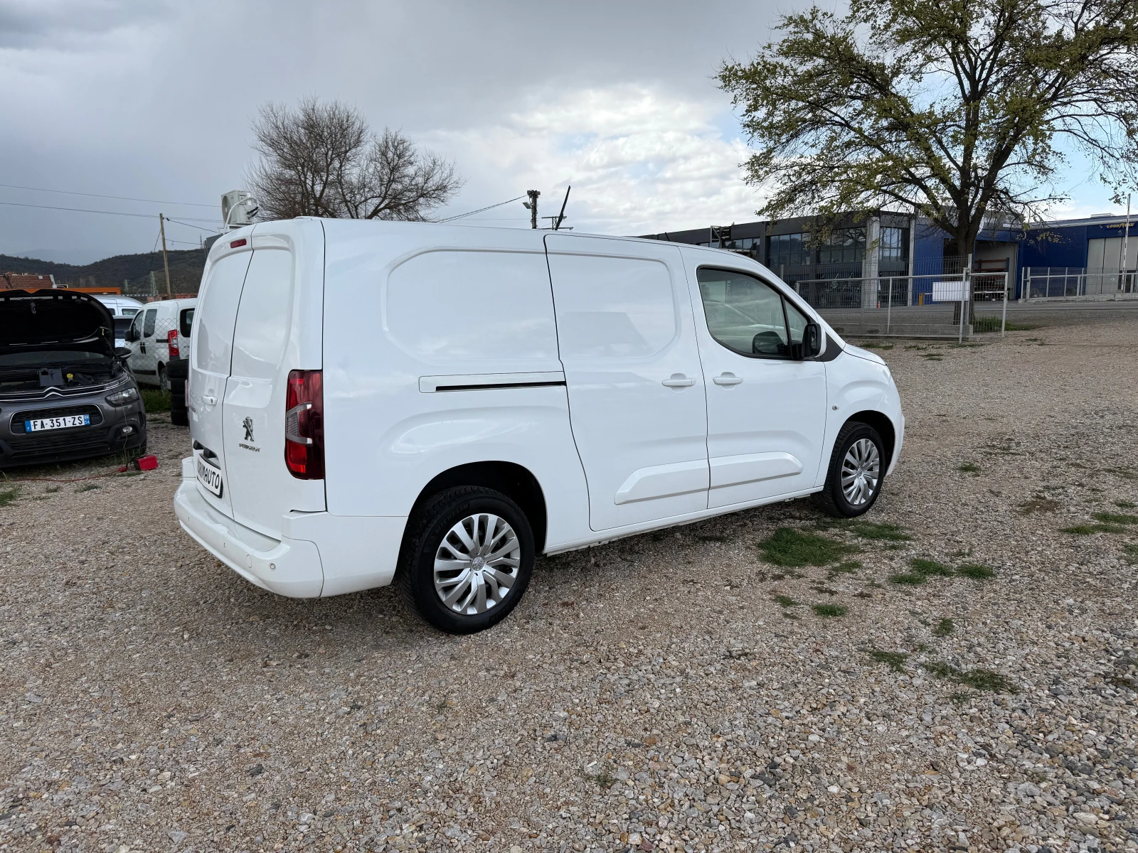 Peugeot Partner MAXI/1.6HDi/NAV/PDC/EURO6 - изображение 2
