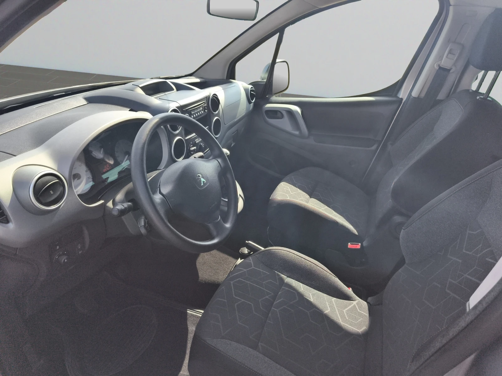 Peugeot Partner TEPEE ACTIVE 1.6 BlueHDI 100 MPV/1612007 - изображение 10