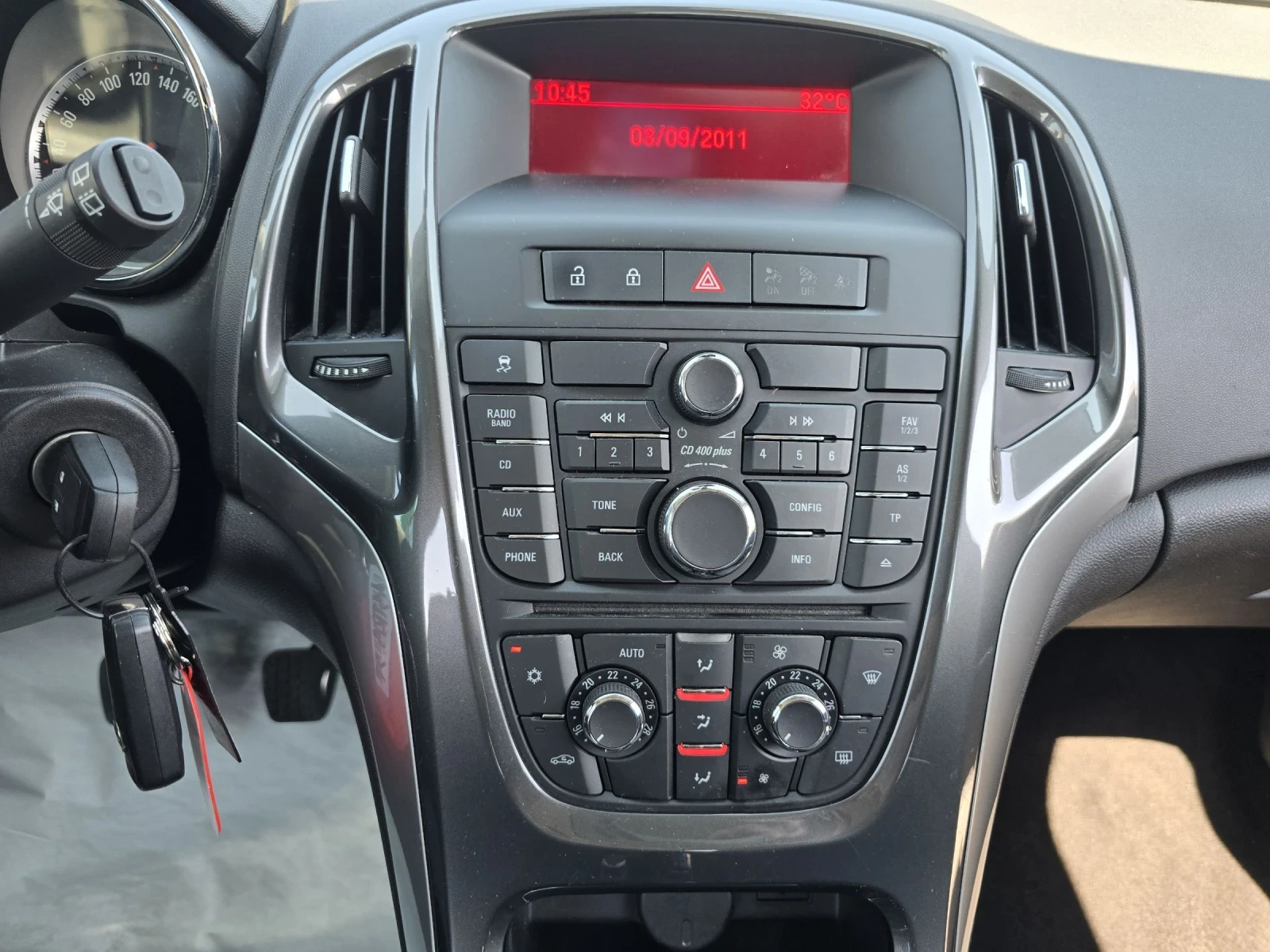 Opel Astra 1.4T evro 5B  - изображение 10