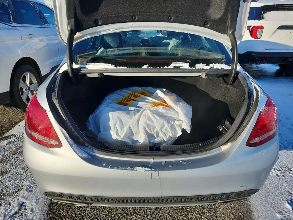 Mercedes-Benz C 300  * CARFAX *    | Mobile.bg   13