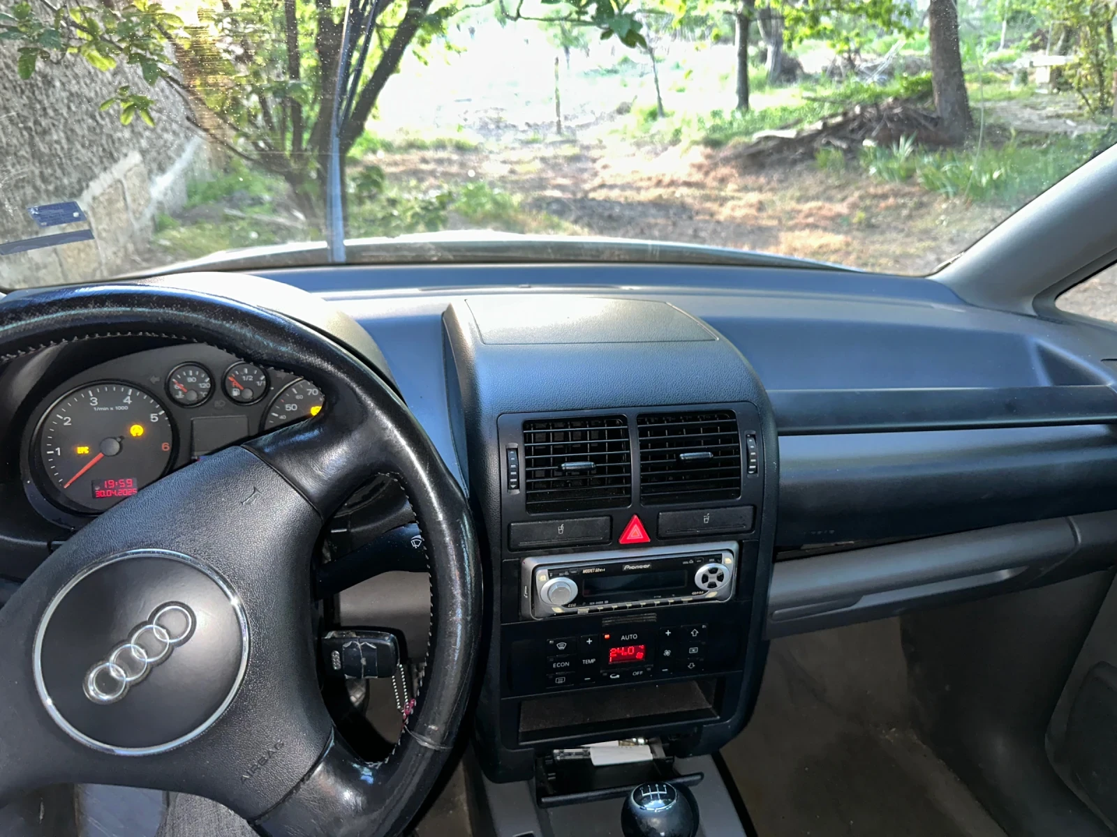 Audi A2  - изображение 7