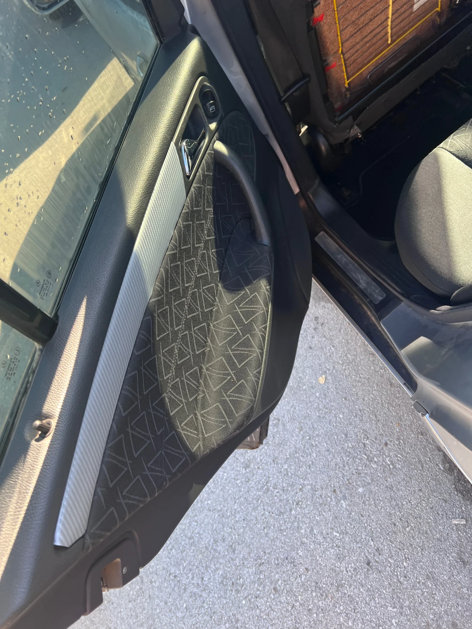 Mercedes-Benz C 180 1.8 kompresor - изображение 10