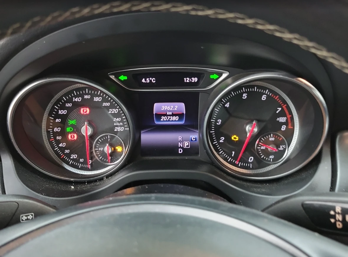 Mercedes-Benz CLA 250 видео на двигателя - изображение 10