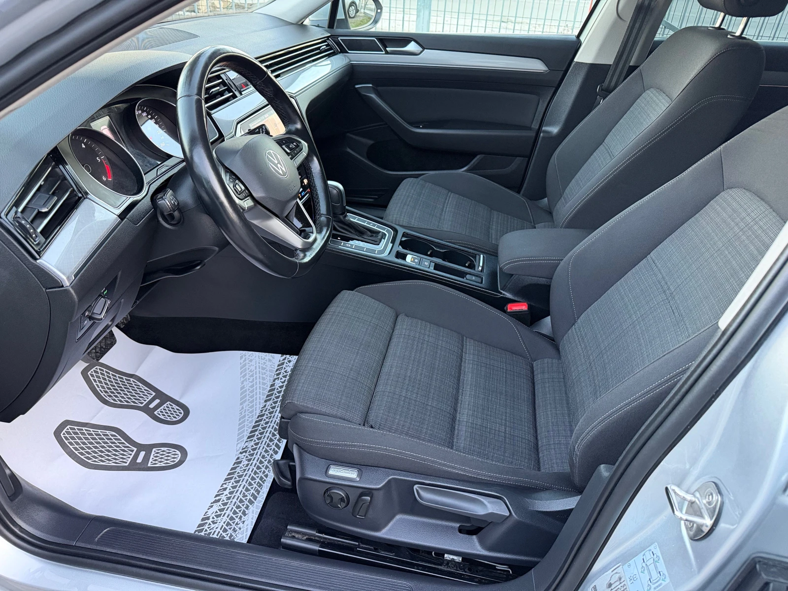 VW Passat 2.0 AVTOMAT LED KAMERA - изображение 8