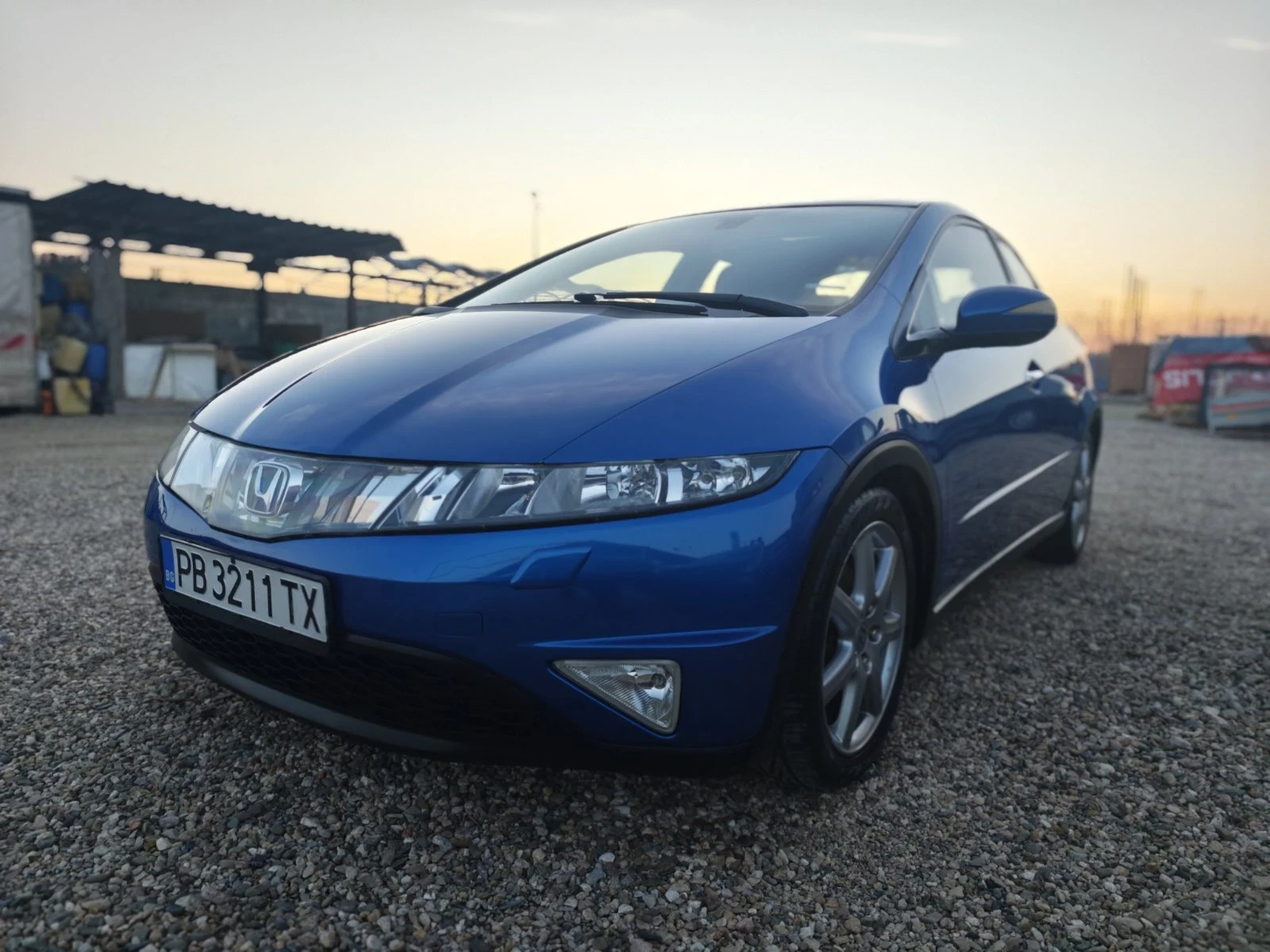 Honda Civic V-Tec - изображение 3