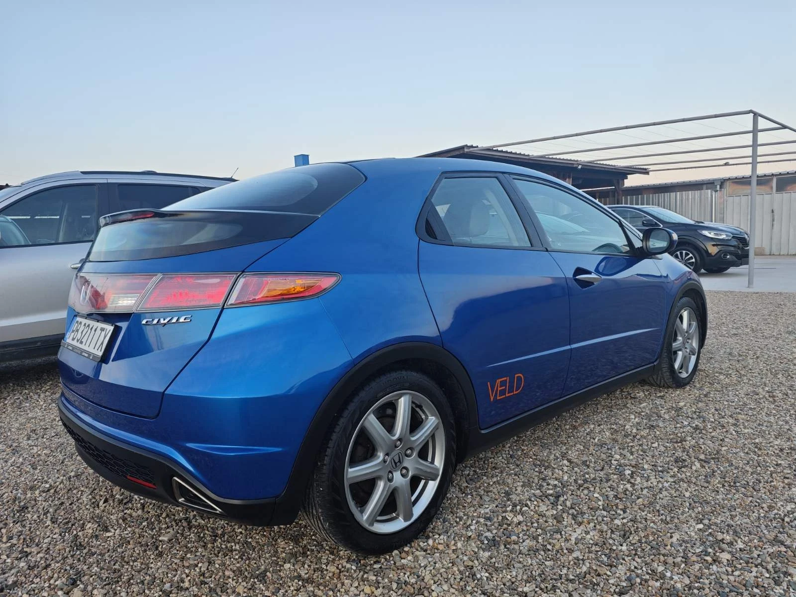 Honda Civic V-Tec - изображение 5