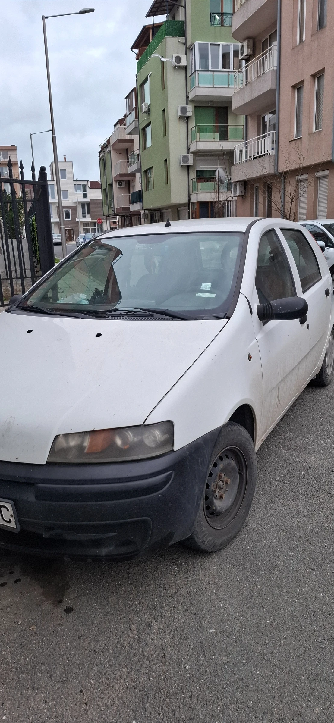 Fiat Punto, снимка 4 - Автомобили и джипове - 53891429