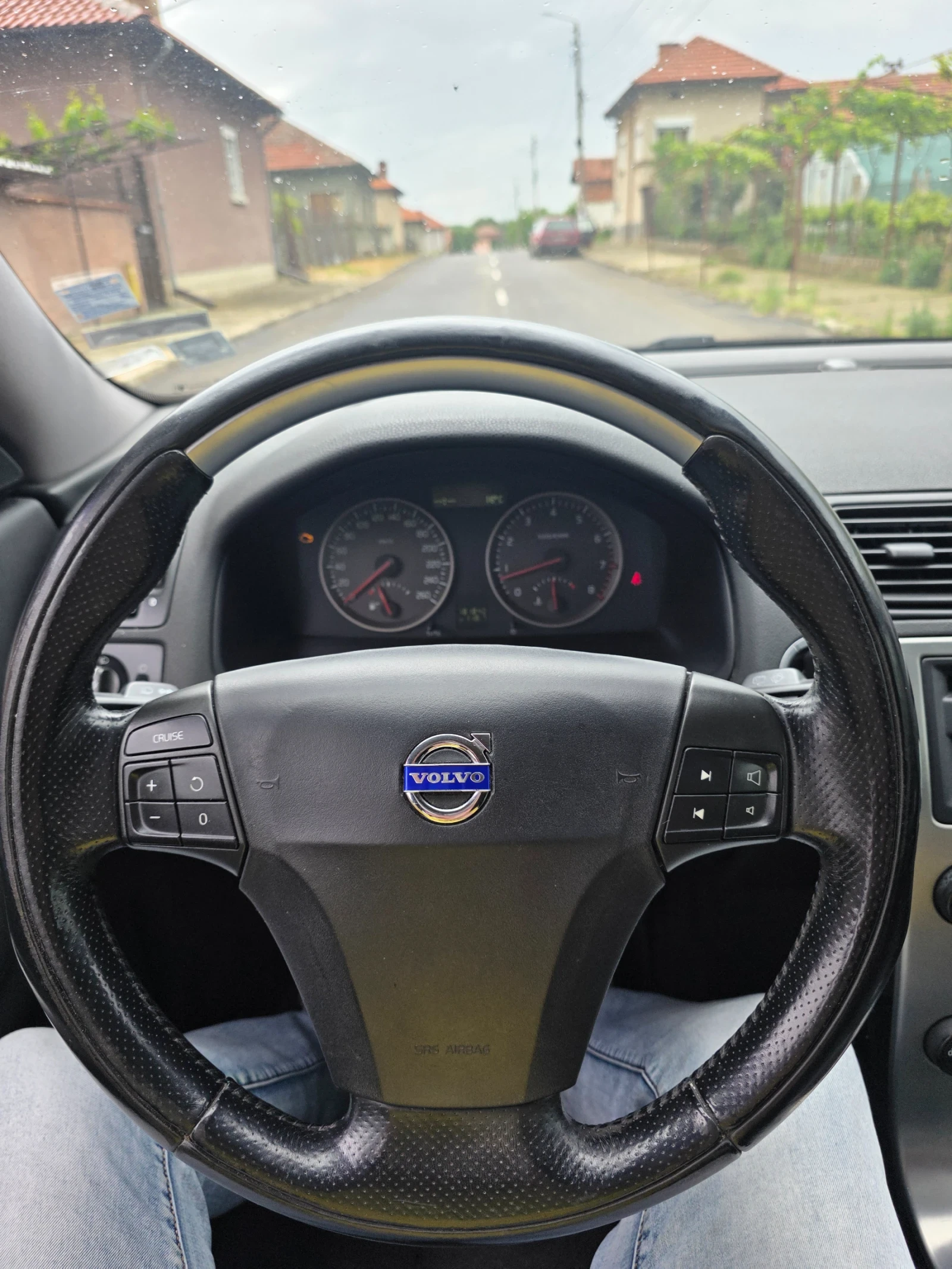 Volvo C30 Газ/Бензин , снимка 12 - Автомобили и джипове - 54497788