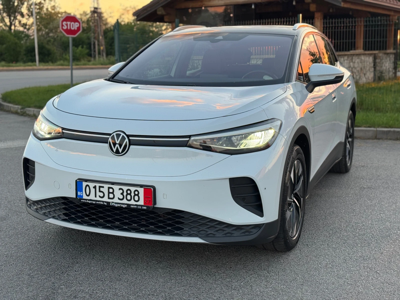VW ID.4 82kw* 90%SOH* Камера* Дистроник* Термопомпа, снимка 4 - Автомобили и джипове - 54687456