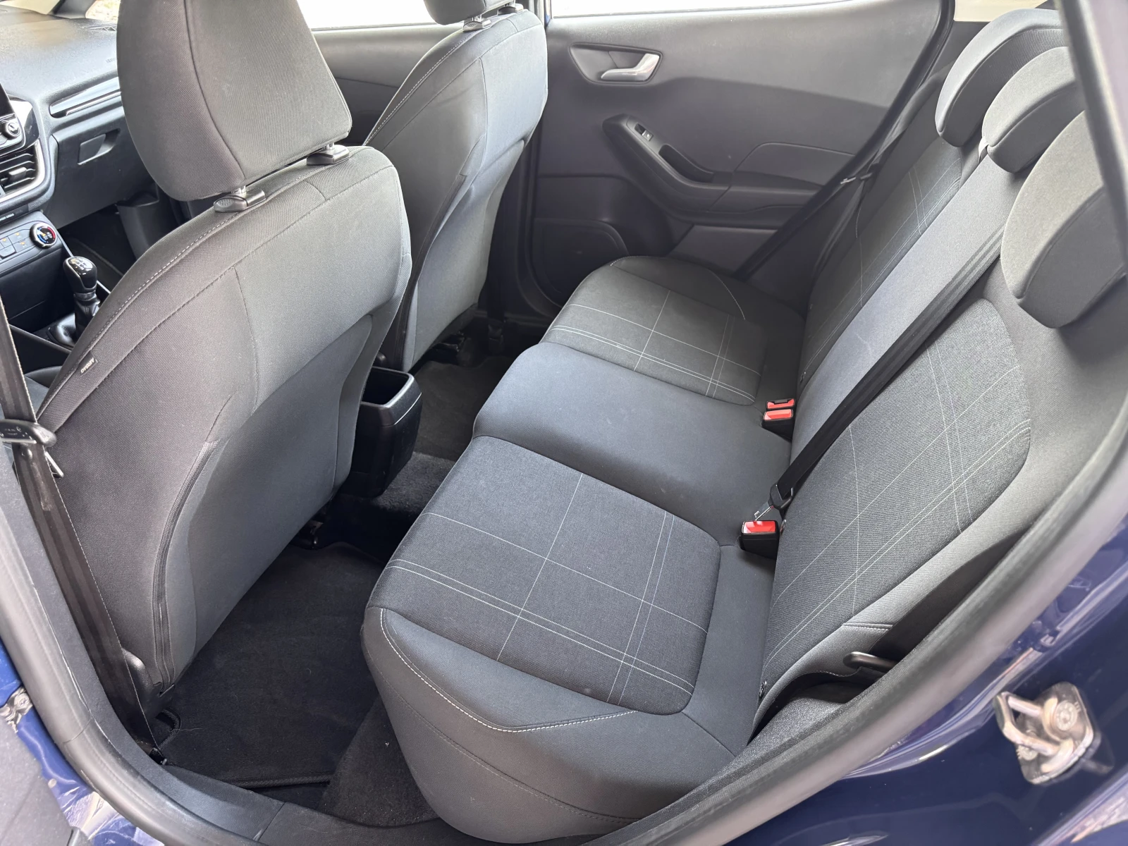 Ford Fiesta BUSINESS/1.1/85к.с./5АТ, снимка 10 - Автомобили и джипове - 54823213