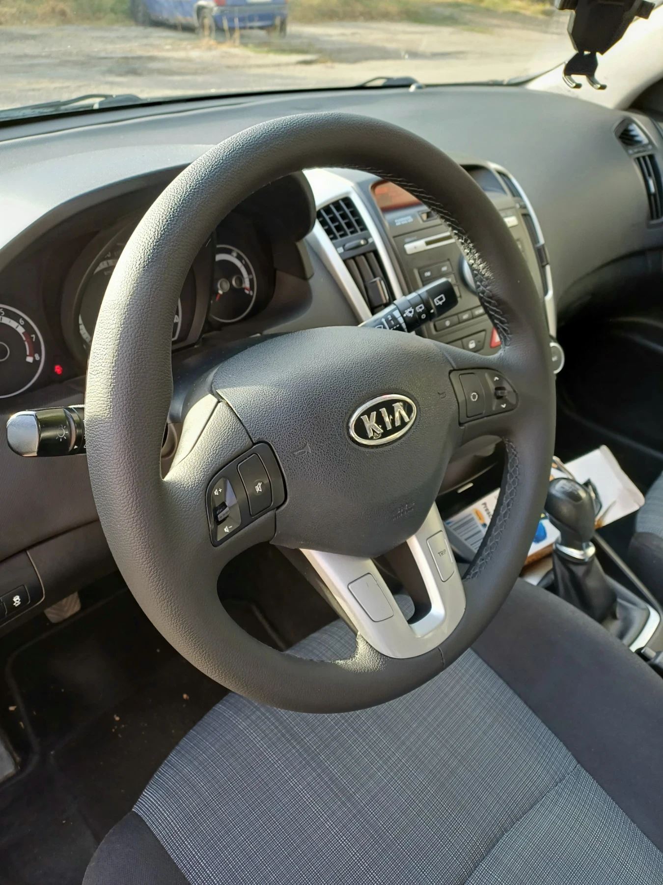 Kia Ceed, снимка 9 - Автомобили и джипове - 56064118