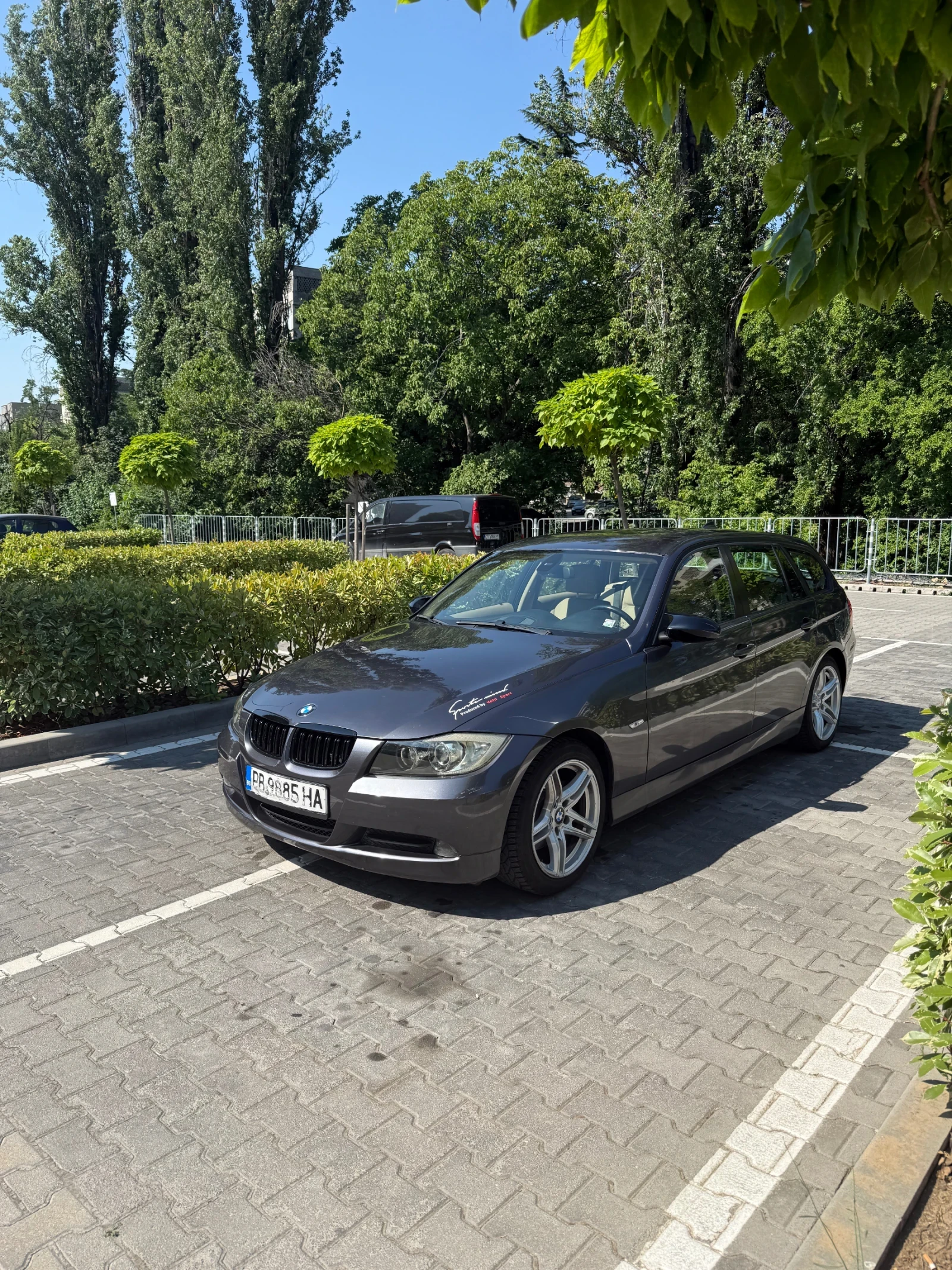 BMW 320, снимка 2 - Автомобили и джипове - 55574672