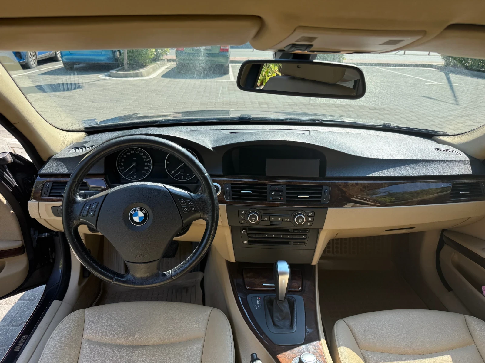 BMW 320, снимка 11 - Автомобили и джипове - 55574672