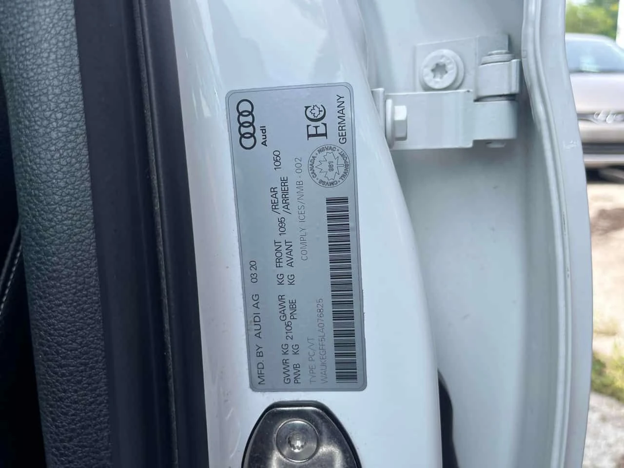 Audi A3 Technik / B&O / DIS / CAMERA / CARFAX / АВТОКРЕДИТ, снимка 10 - Автомобили и джипове - 55670558